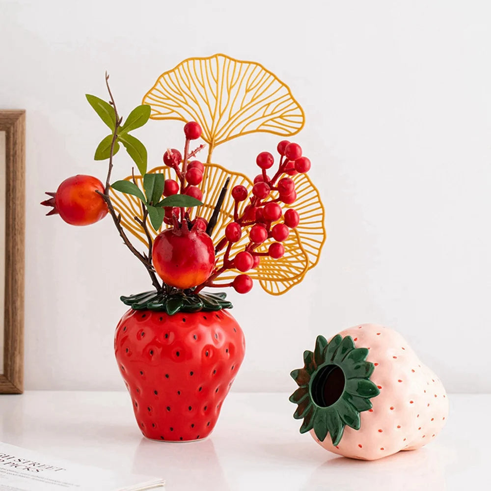 The Fresa: Strawberry Shaped Vase